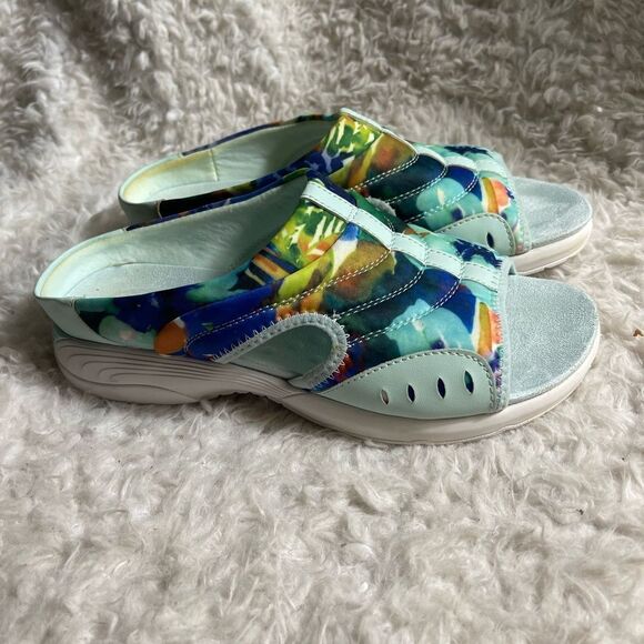 Easy Spirit Traciee2 textile multi color shades of Blue slide sandals size 9WW - Picture 1 of 7